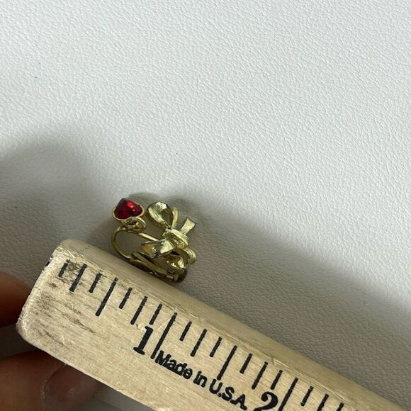 Costume Jewelry Bow Dangly Earrings Clip ons - Picture 6 of 6